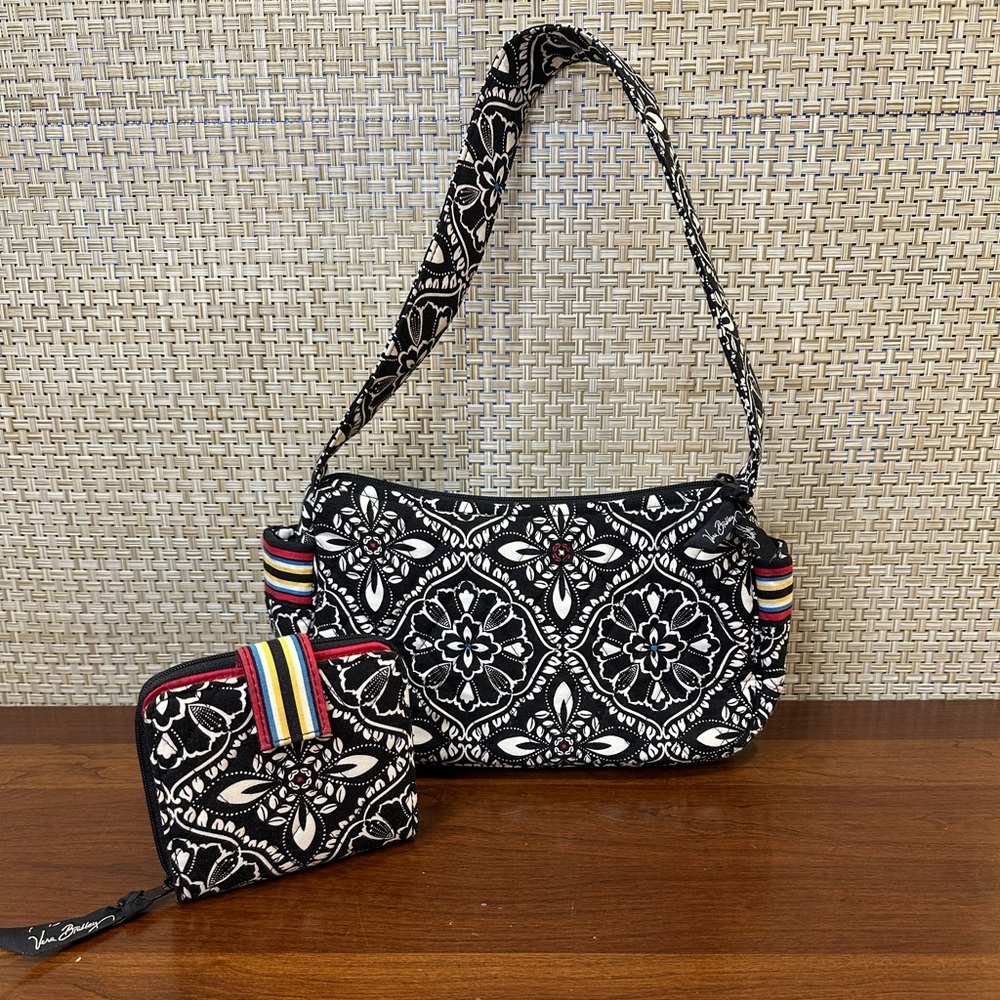 🌟HP🌟2010 Vera Bradley Barcelona Pattern Small Maggie Shoulder Bag/Square Wallet